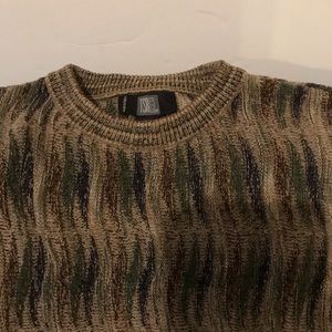 Gorgeous TSR Men’s Sweater XL